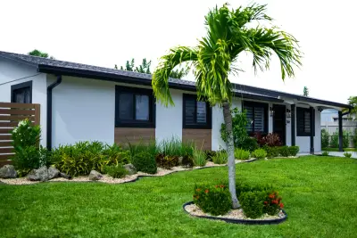 3144 Capri Rd, Palm Beach Gardens: photo 1 of 35