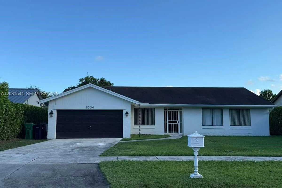 9334 SW 171st Ter, Palmetto Bay: photo 1 of 27