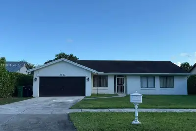 9334 SW 171st Ter, Palmetto Bay: photo 1 of 27