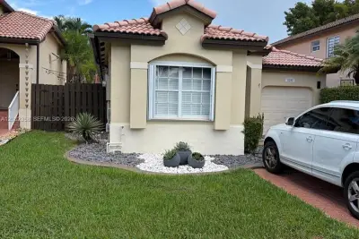 11263 NW 51st Ter, Doral: photo 1 of 24