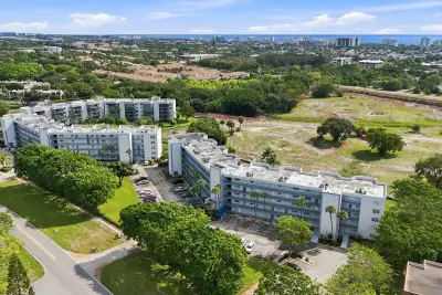 6400 NW 2nd Ave #217, Boca Raton: photo 1 of 48