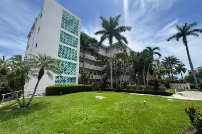 180 Isle Of Venice Dr #433, Fort Lauderdale: photo 1 of 16