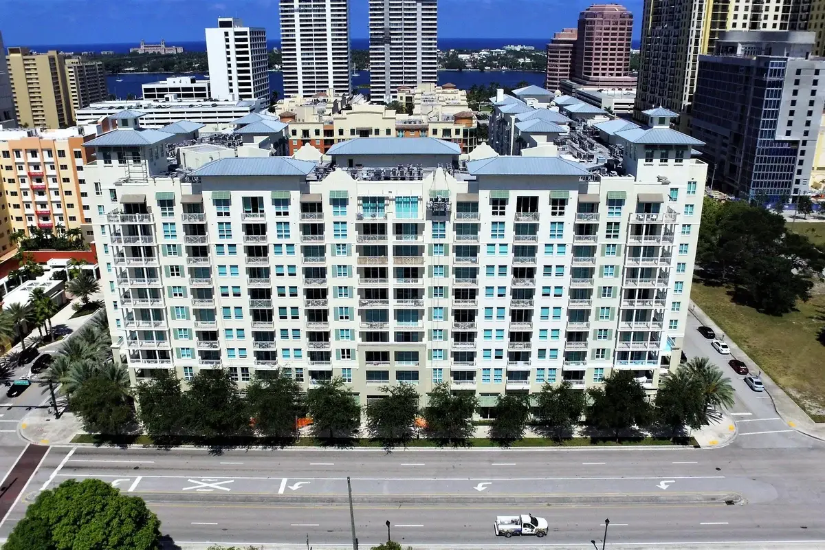 480 Hibiscus St #315, West Palm Beach: photo 1 of 17