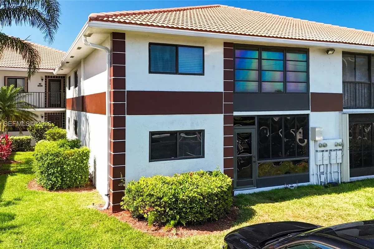 15451 Pembridge Dr #214, Delray Beach: photo 1 of 29