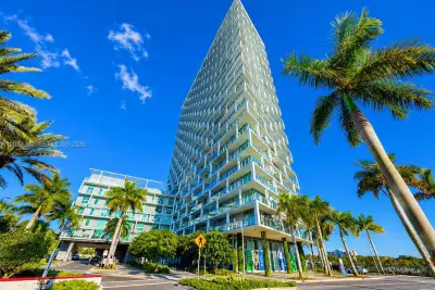 2000 Metropica Way #2208, Sunrise: photo 1 of 32
