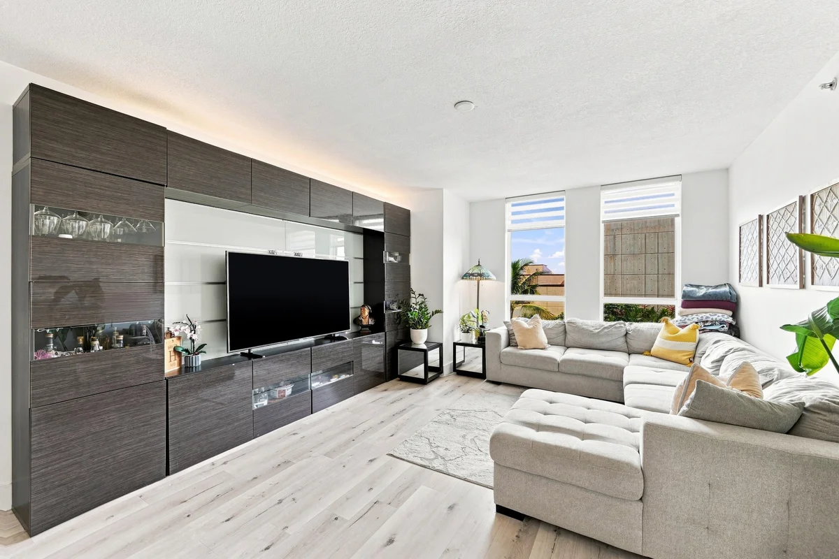 610 W Las Olas Blvd #416N, Fort Lauderdale: photo 1 of 26