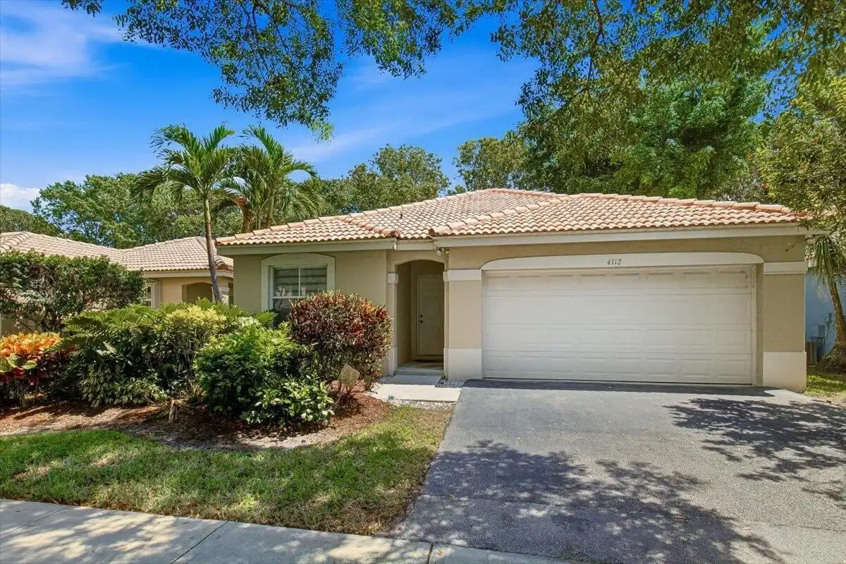 4112 Pine Ridge Ln, Weston: photo 1 of 26