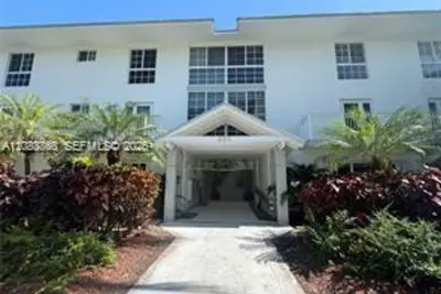 290 Sunrise Dr #301, Key Biscayne: photo 1 of 17