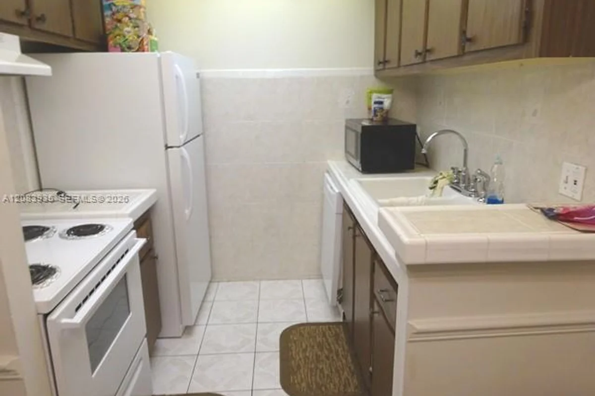 1500 N Congress Ave #B53, West Palm Beach: photo 1 of 9
