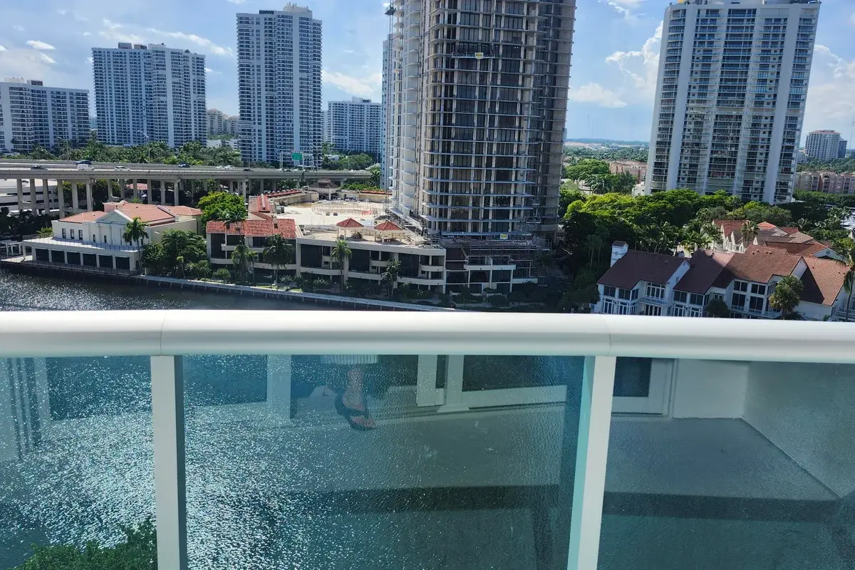 19390 Collins Ave #1225, Sunny Isles Beach: photo 1 of 12