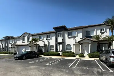 2359 SE 23rd Dr, Homestead: photo 1 of 16