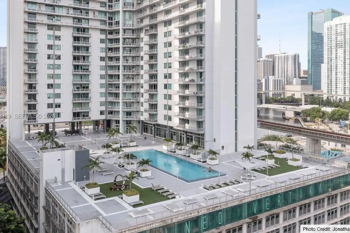 690 SW 1st Ct #2322, Miami: photo 1 of 29