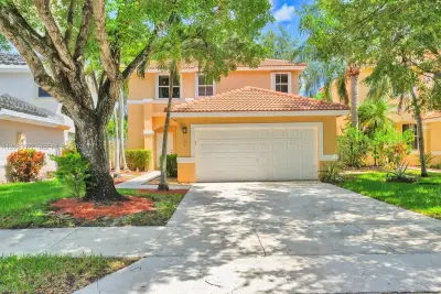 15037 SW 50th Ct, Davie: photo 1 of 27