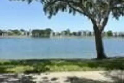 201 Lake Pointe Dr #107, Oakland Park: photo 1 of 17