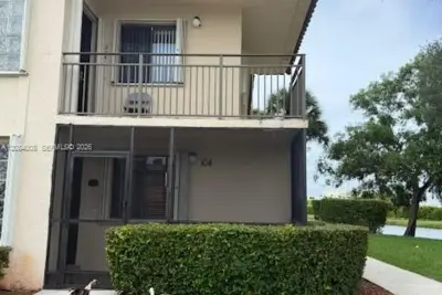 16491 Blatt Blvd #104, Weston: photo 1 of 38