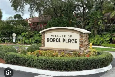 4740 NW 102nd Ave #106-14, Doral: photo 1 of 10