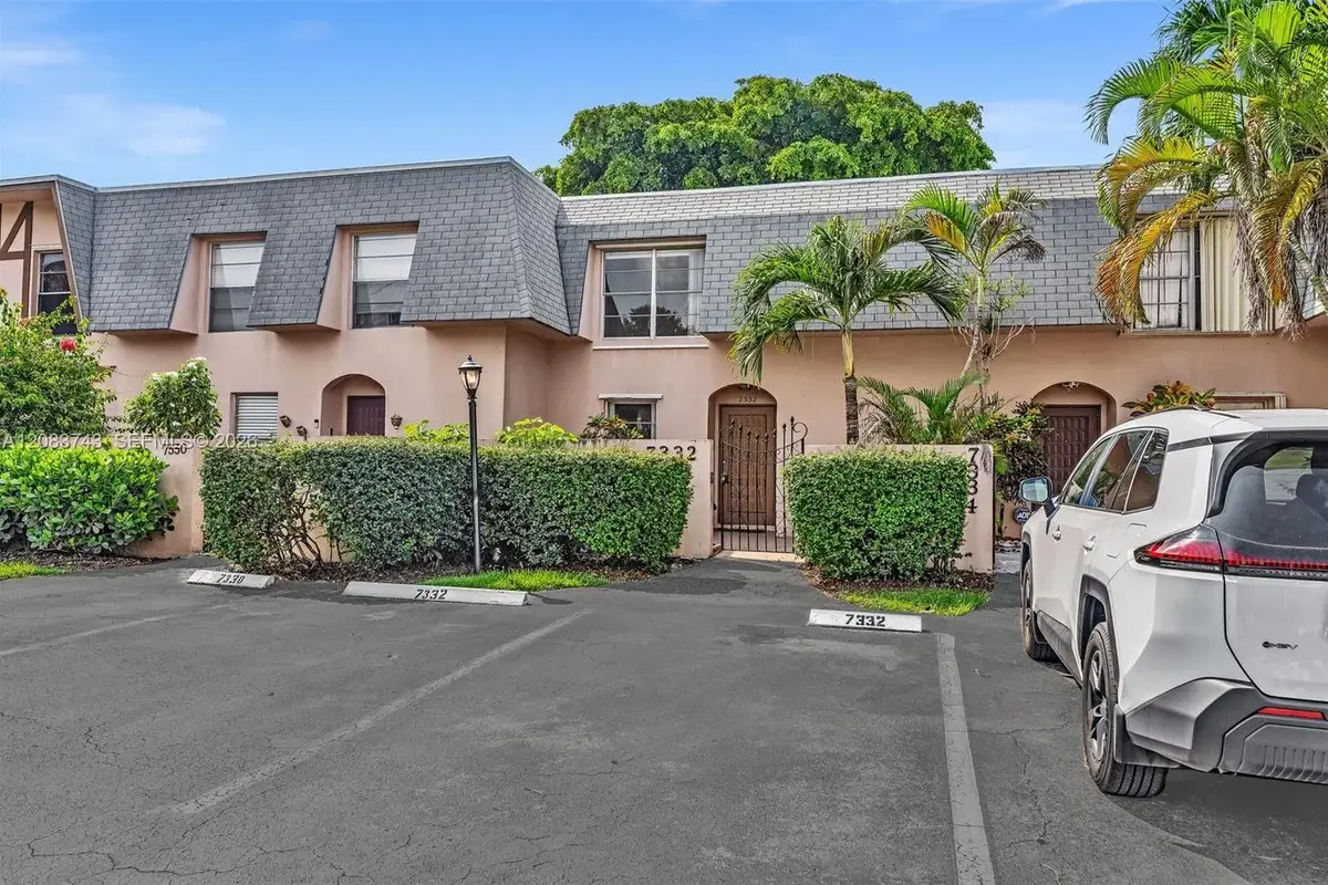 7332 SW 25th Ct #12, Davie: photo 1 of 21