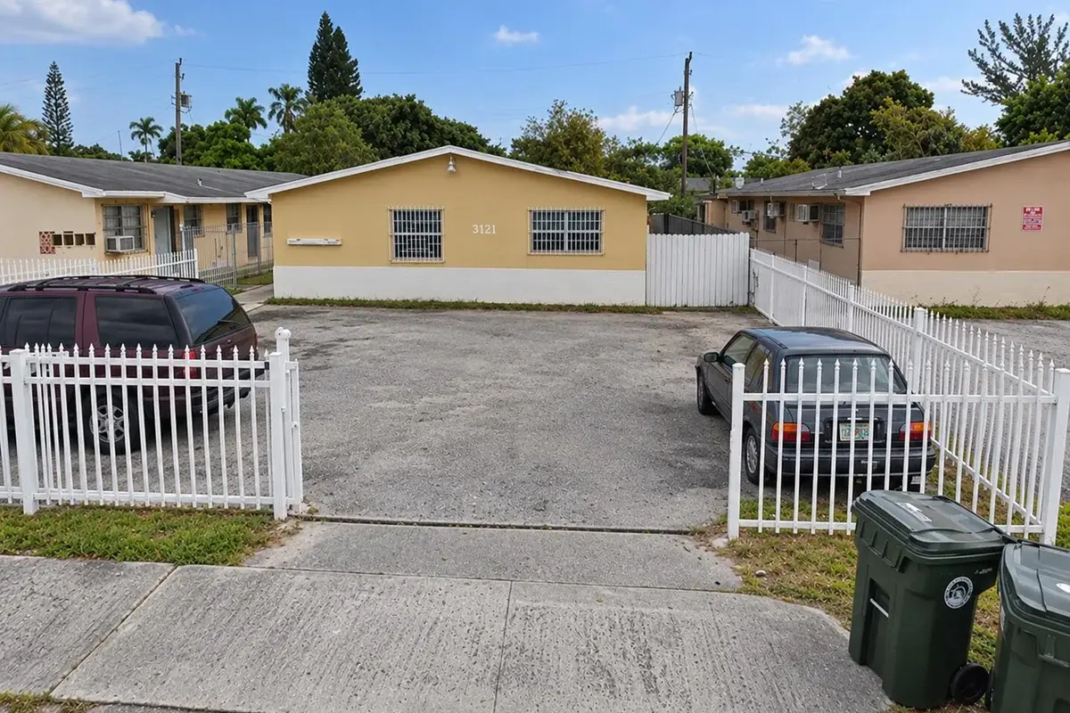 3121 NW 133rd St #1-4, Opa-locka: photo 1 of 13