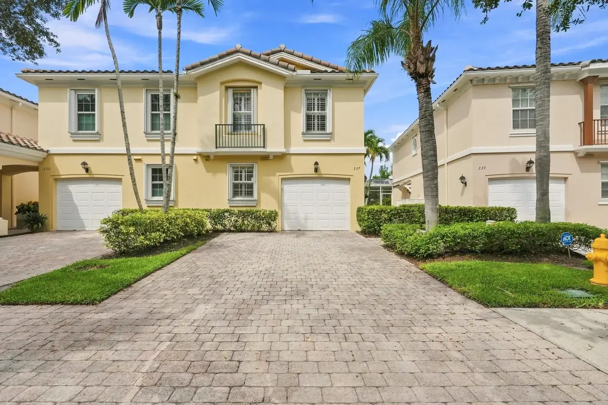 337 Salinas Dr, Palm Beach Gardens: photo 1 of 24