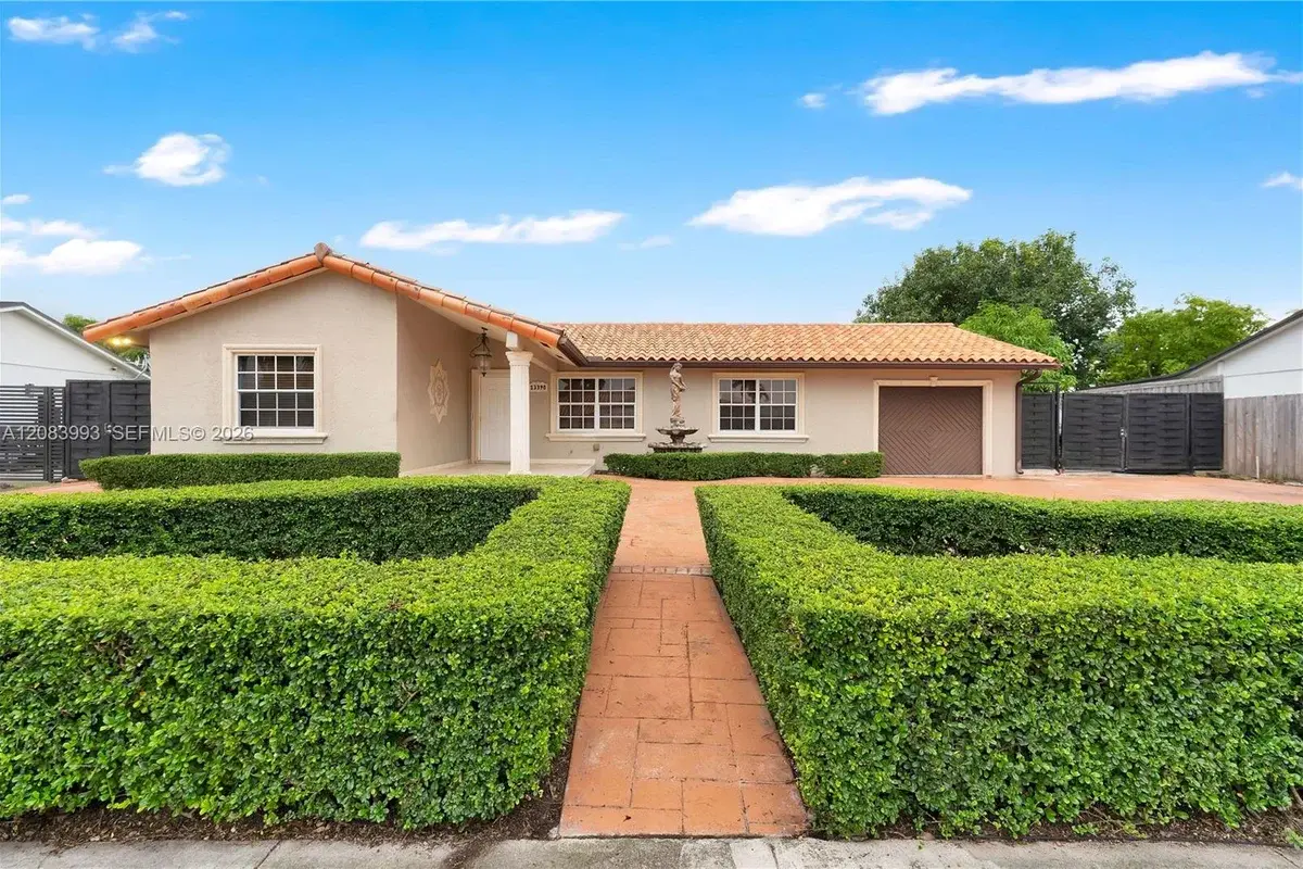 13390 SW 46th Ter, Miami: photo 1 of 33