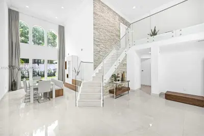 10957 NW 73rd Ter, Doral: photo 1 of 72