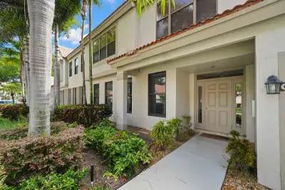 5780 Coach House Cir #C, Boca Raton: photo 1 of 32