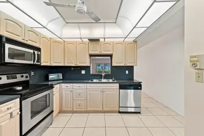 2101 Lucaya Bend #C1, Coconut Creek: photo 1 of 43