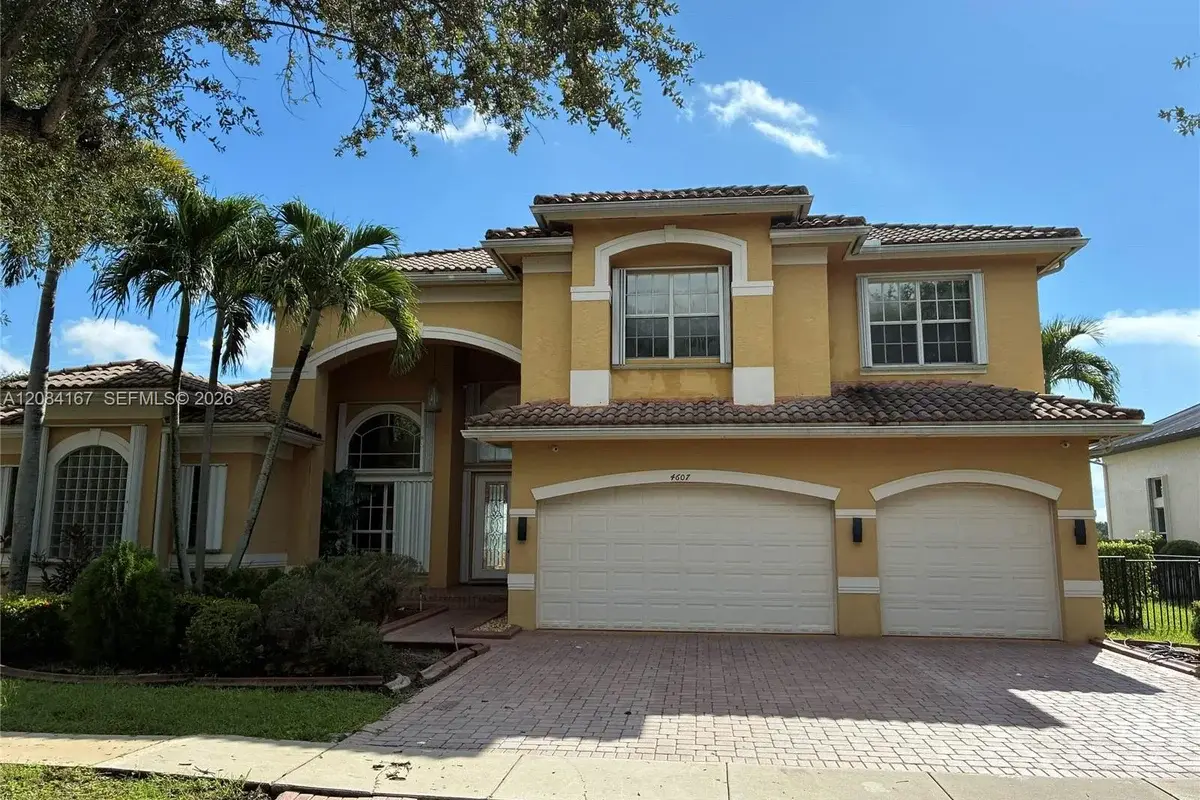 4607 SW 195th Ter, Miramar: photo 1 of 33