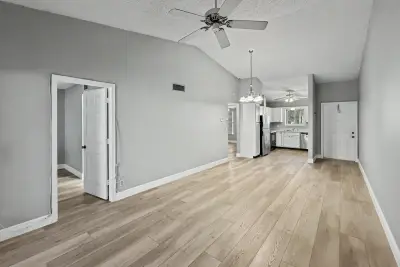 330 Palmwood Pl #210, Boca Raton: photo 1 of 18