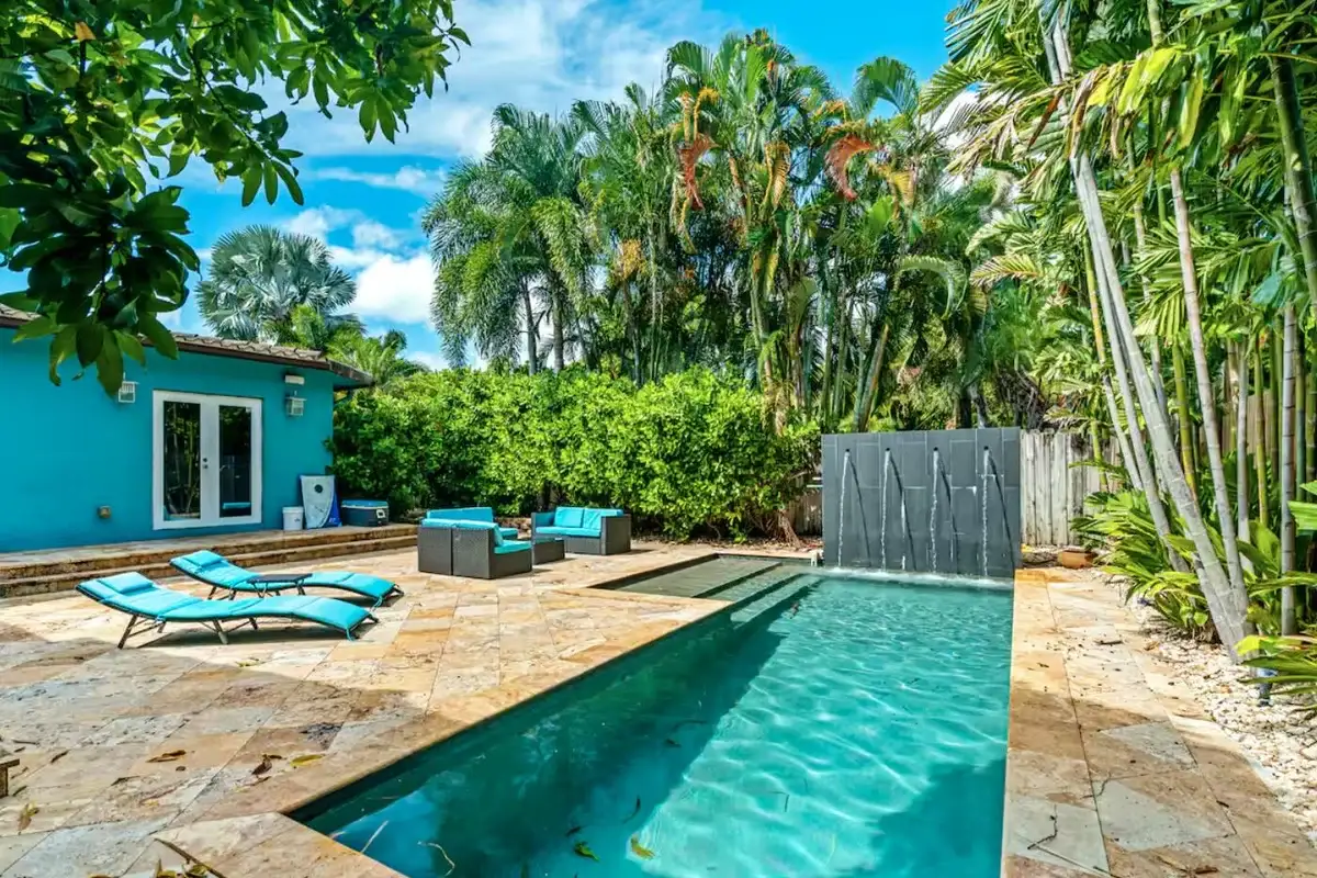1405 NE 14th Ct, Fort Lauderdale: photo 1 of 34