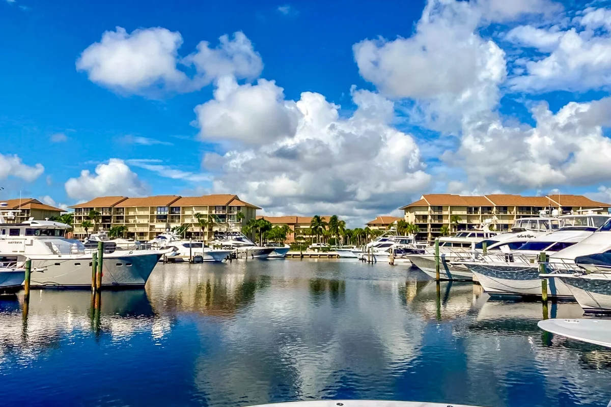 1701 Marina Isle Way #103, Jupiter: photo 1 of 35