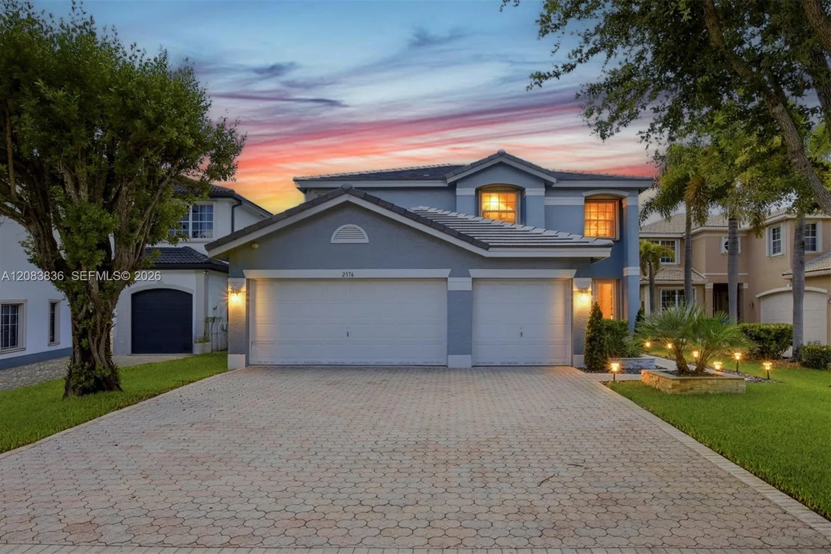 2576 SW 158th Ave, Miramar: photo 1 of 29