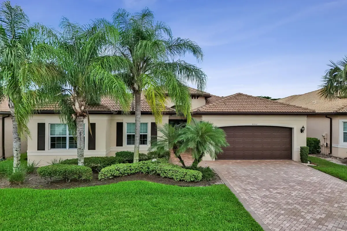 8202 Alpine Ridge Rd, Boynton Beach: photo 1 of 46