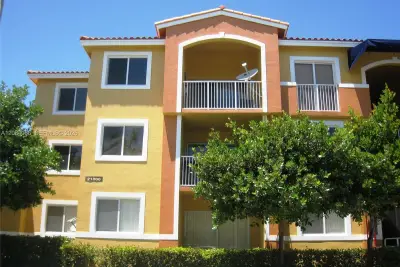 21000 SW 87th Ave #101, Cutler Bay: photo 1 of 20