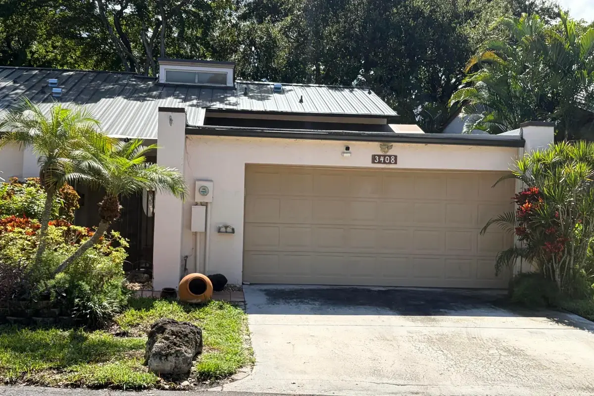 3408 Rose Hill Way #143, Lauderhill: photo 1 of 41