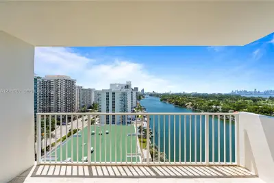 5838 Collins Ave #15F, Miami Beach: photo 1 of 42
