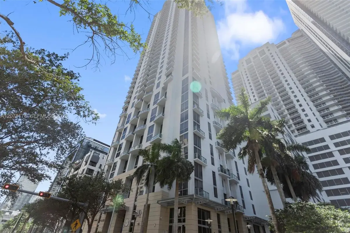 1060 Brickell Ave #2601, Miami: photo 1 of 30