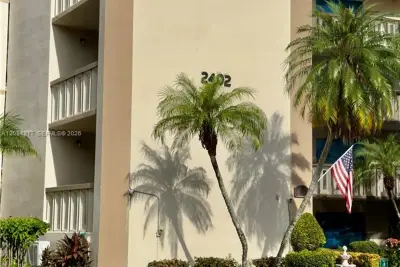 2402 Antigua Cir #G1, Coconut Creek: photo 1 of 55
