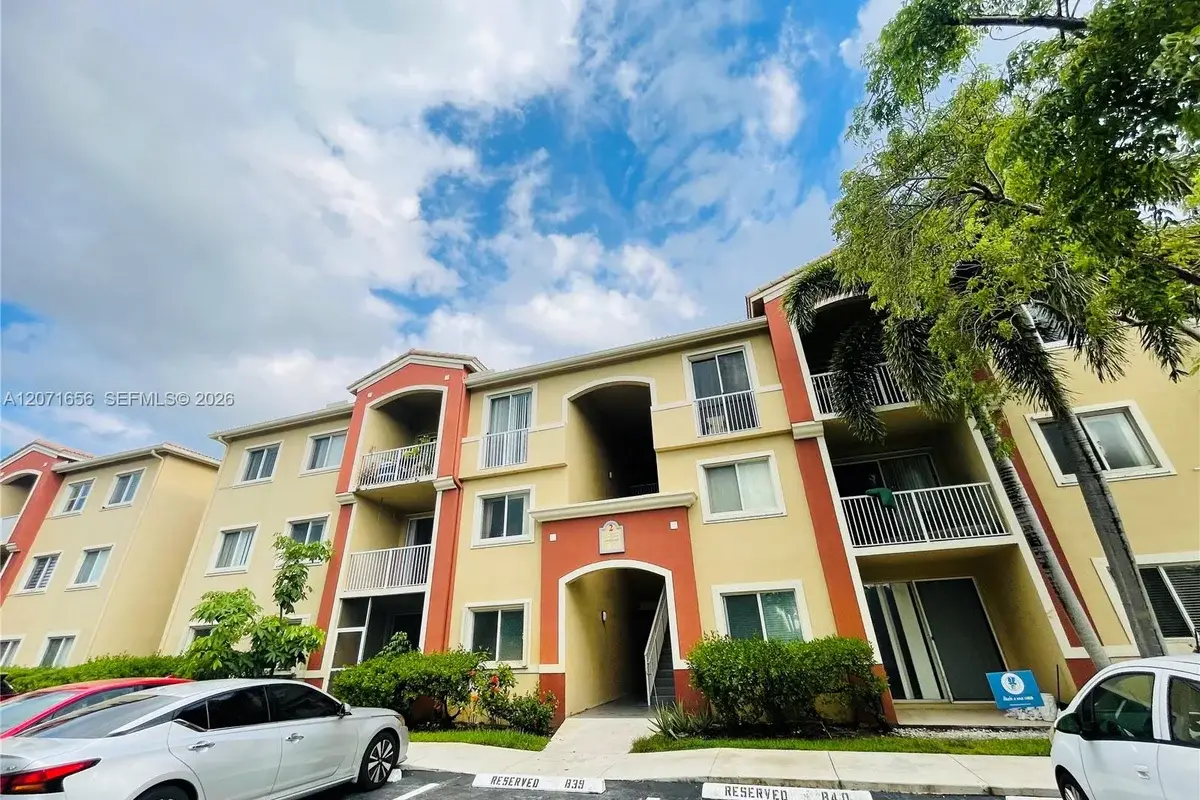 7085 Nova Dr #318, Davie: photo 1 of 14