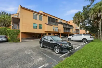 430 Commodore Dr #314, Plantation: photo 1 of 53
