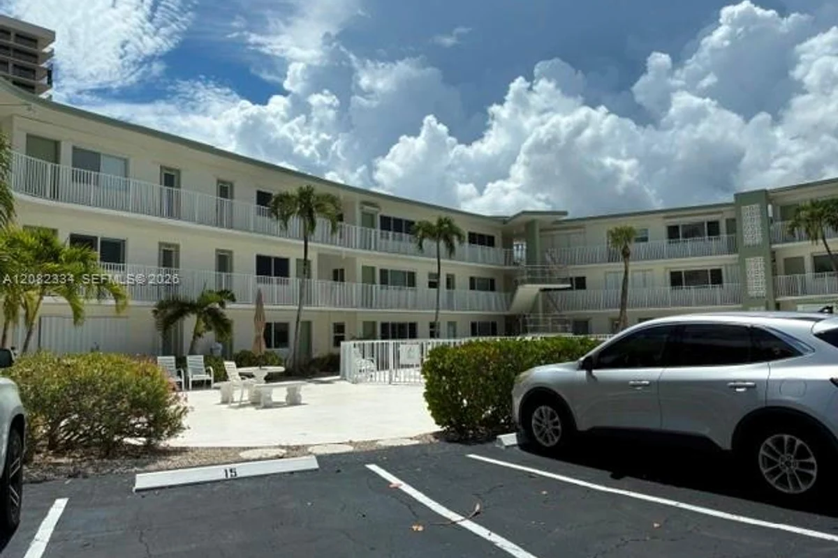 3600 N Ocean Dr #108, Riviera Beach: photo 1 of 14