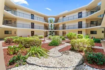 5100 Las Verdes Cir #316, Delray Beach: photo 1 of 24