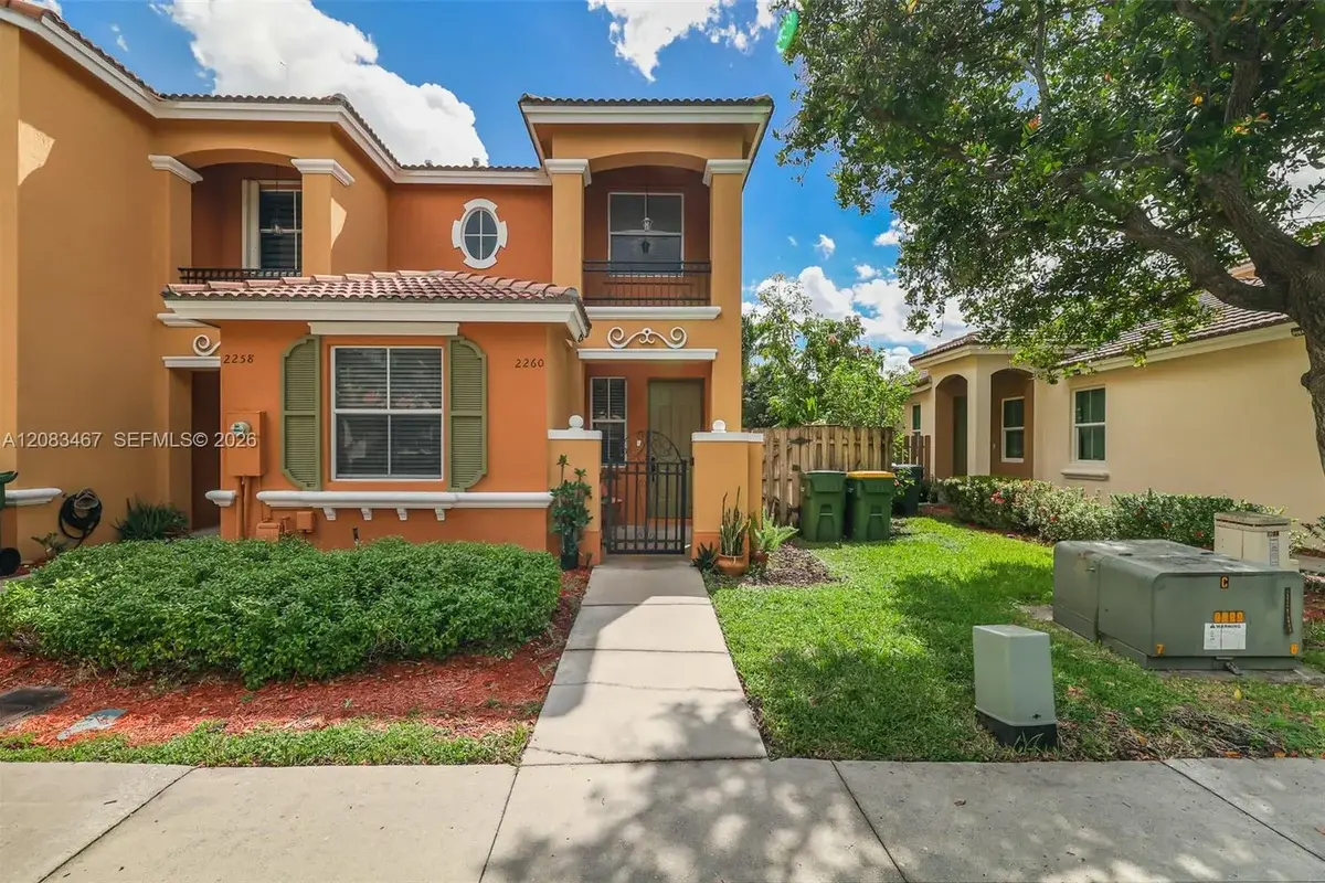 2260 NE 42nd Cir, Homestead: photo 1 of 58