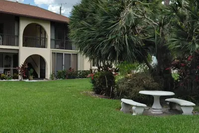 5991 Whispering Pine Way #C2, Lake Worth: photo 1 of 19