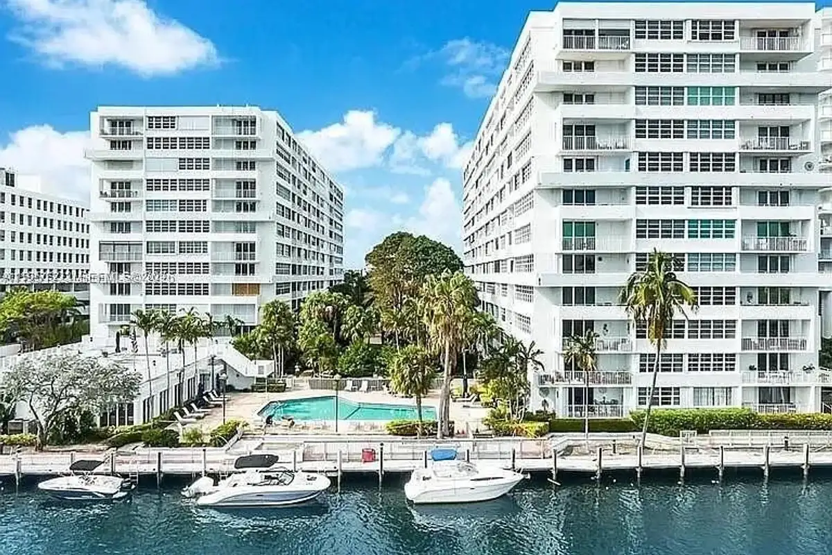 1170 N Federal Hwy #1110, Fort Lauderdale: photo 1 of 27