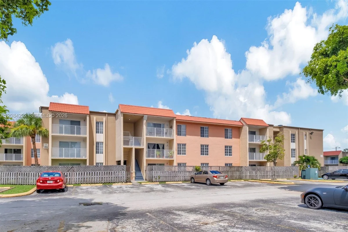 4804 NW 79th Ave #102, Doral: photo 1 of 16