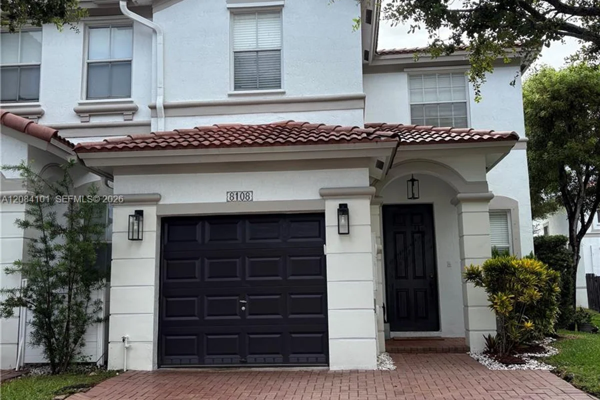 8108 NW 108th Ct, Doral: photo 1 of 45