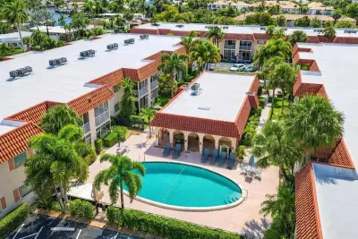 101 E Mcnab Rd #102, Pompano Beach: photo 1 of 26