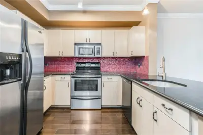 533 NE 3rd Ave #319, Fort Lauderdale: photo 1 of 21
