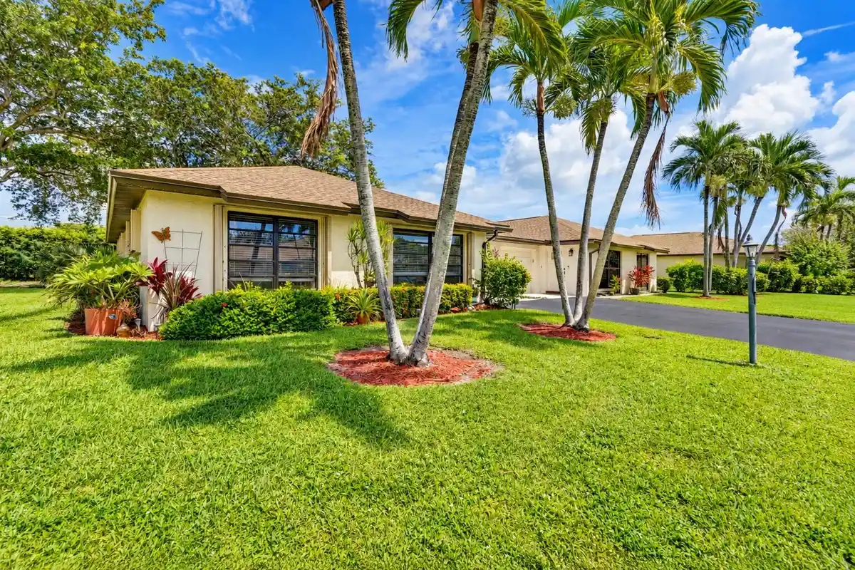 4696 Greentree Path #A, Boynton Beach: photo 1 of 27